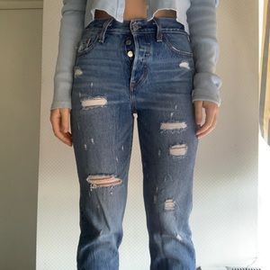 Ripped Levi Jeans